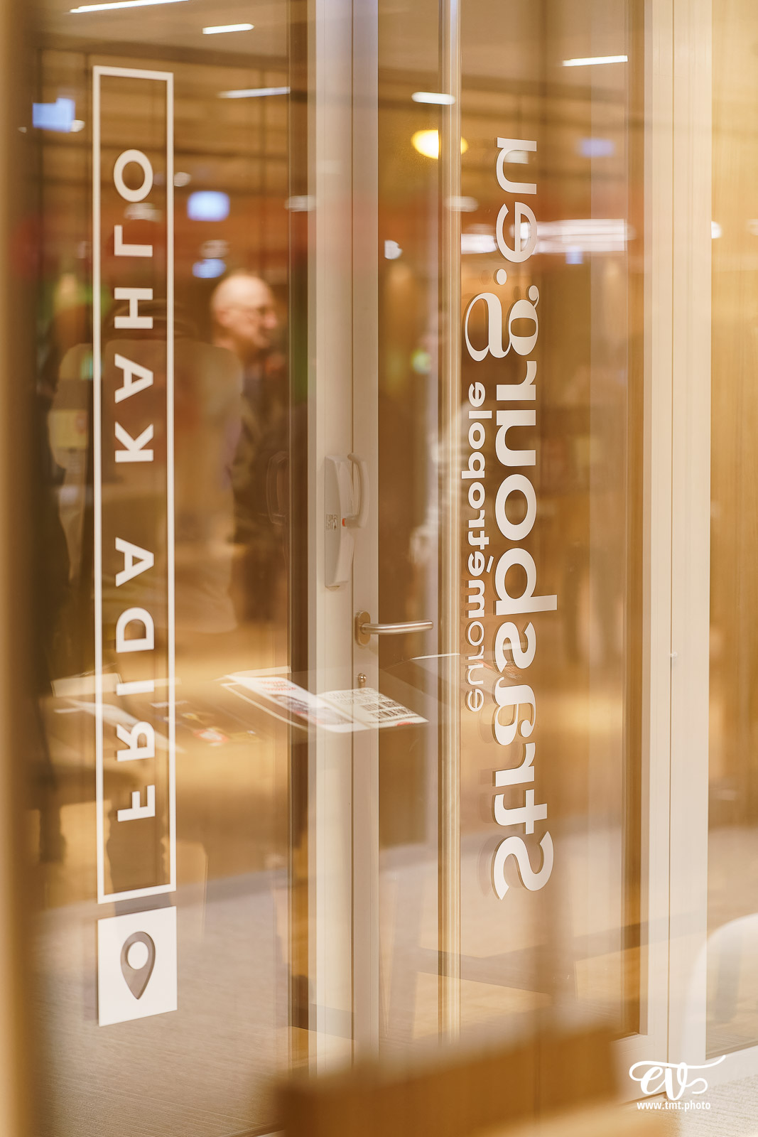 TWAPERO #34 : MEDIATHEQUE FRIDA KAHLO